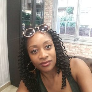 Meet your Posher, Lynette